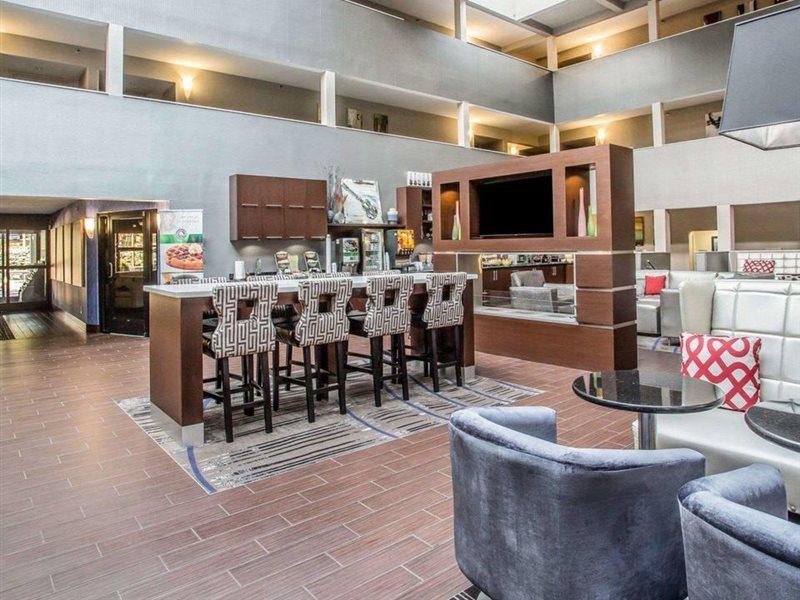 Quality Suites Nashville Airport Exterior foto