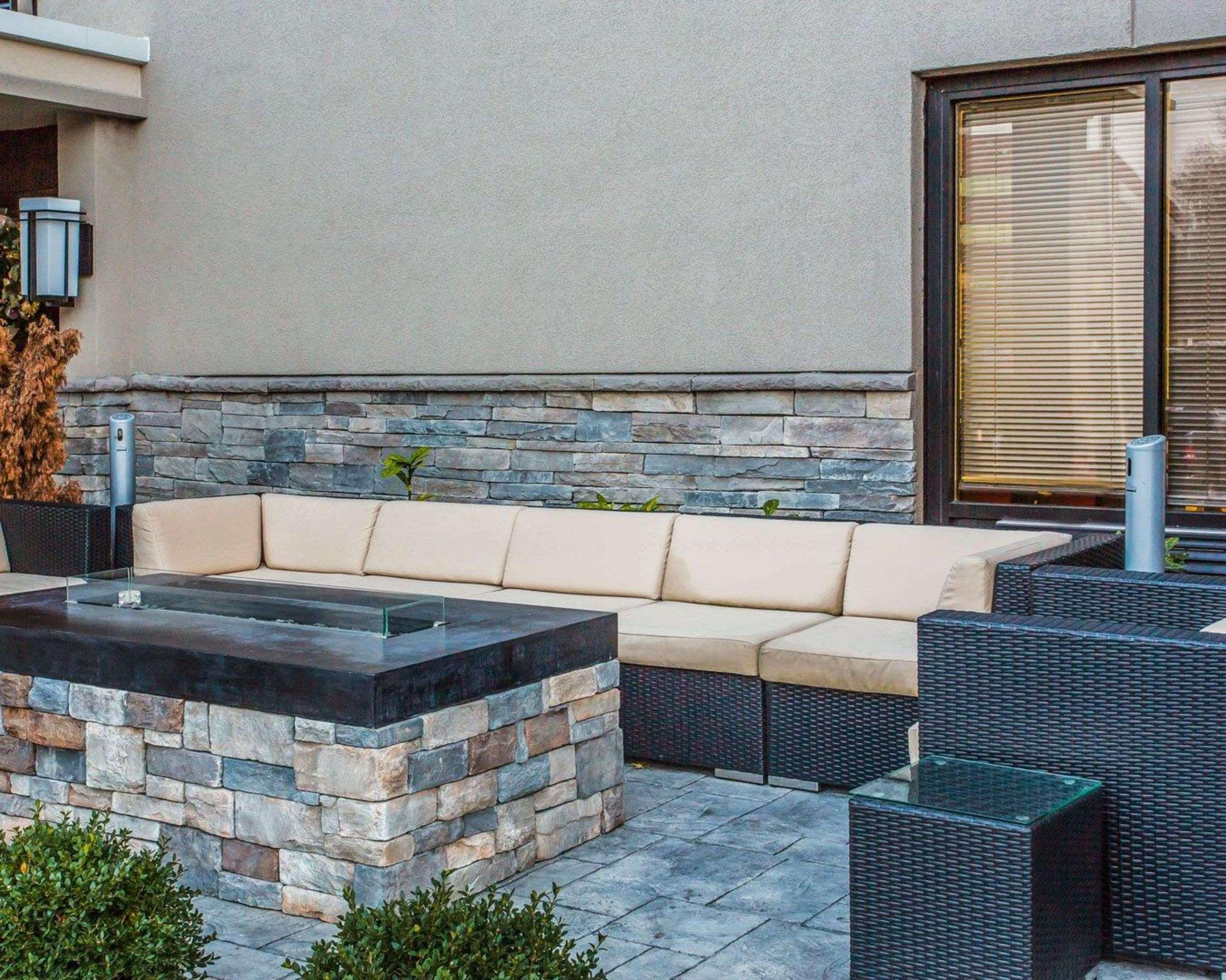 Quality Suites Nashville Airport Exterior foto