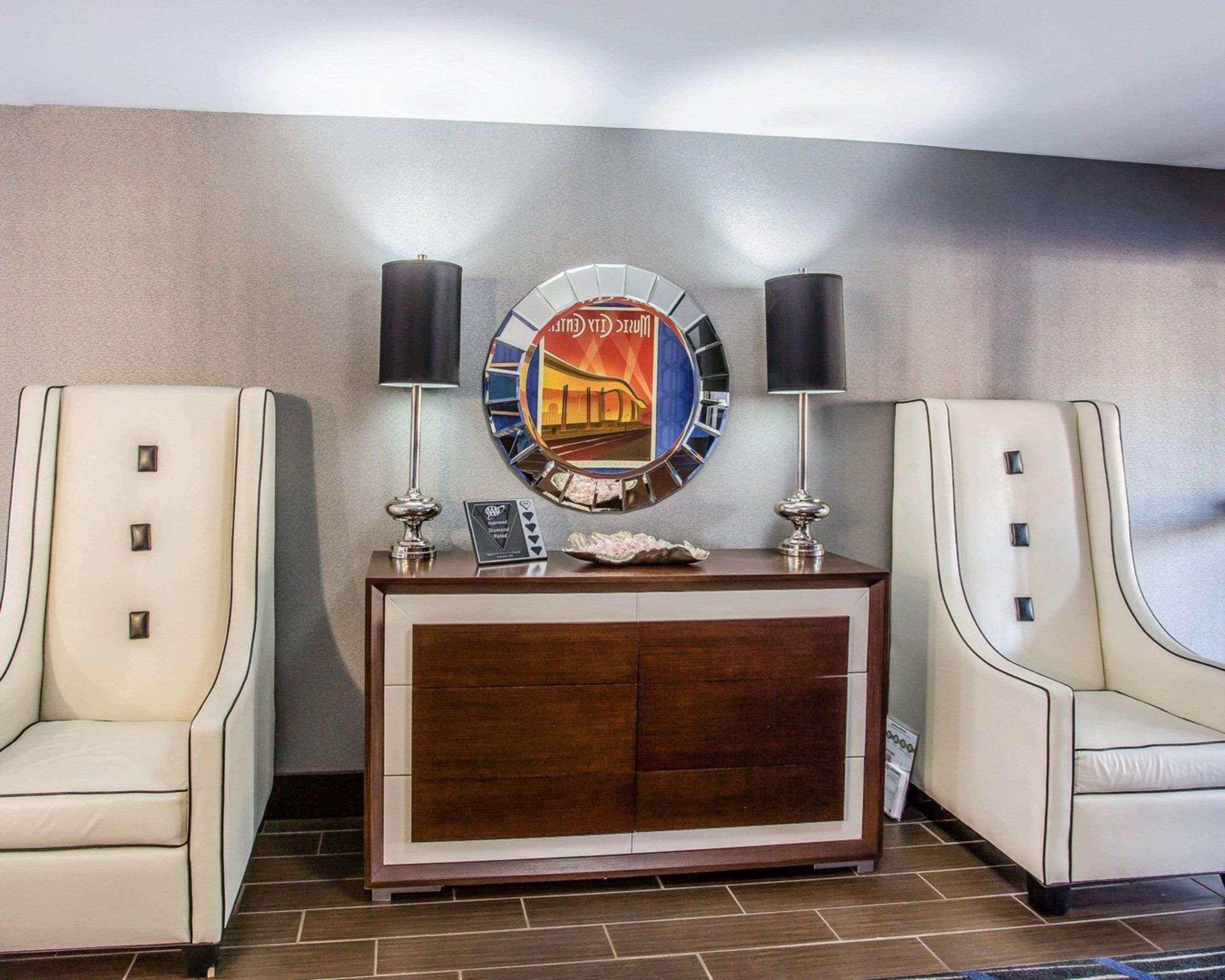 Quality Suites Nashville Airport Exterior foto