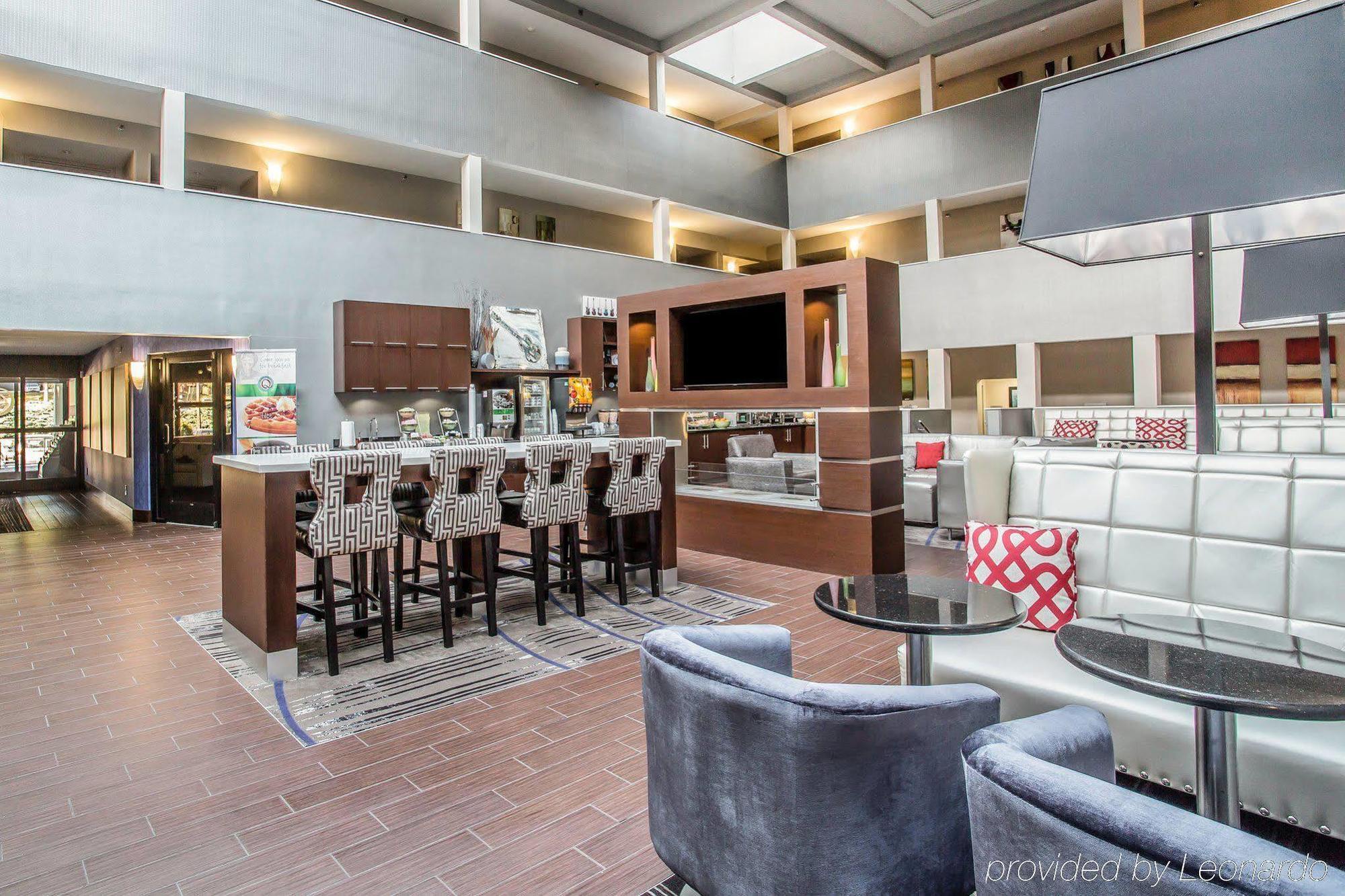 Quality Suites Nashville Airport Exterior foto